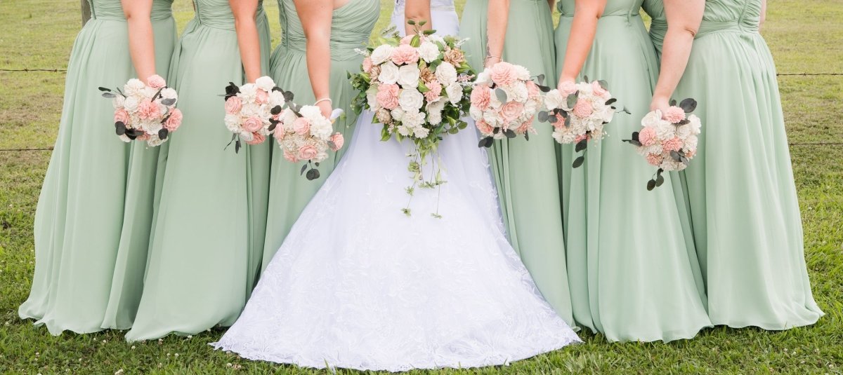 Best Flowers for an Outdoor Summer Wedding  Sola Wood Flowers