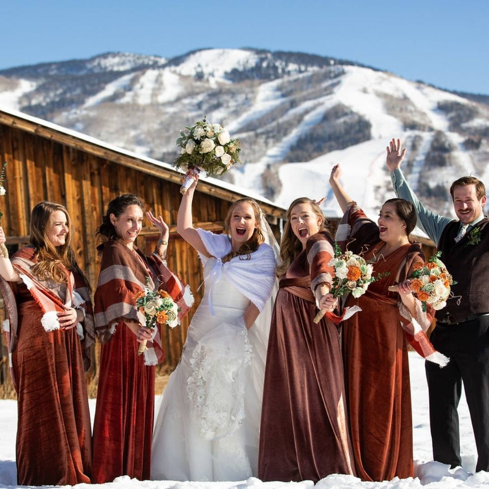 Real bride photo of her Sola Wood Flowers sampler