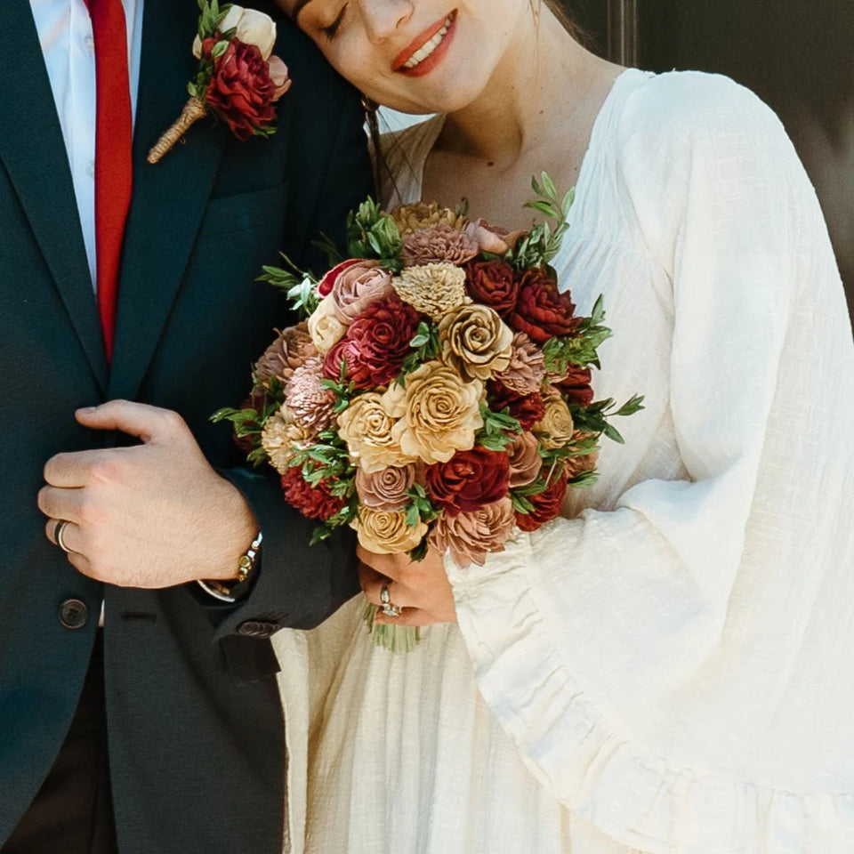 Real bride photo of her Sola Wood Flowers sampler