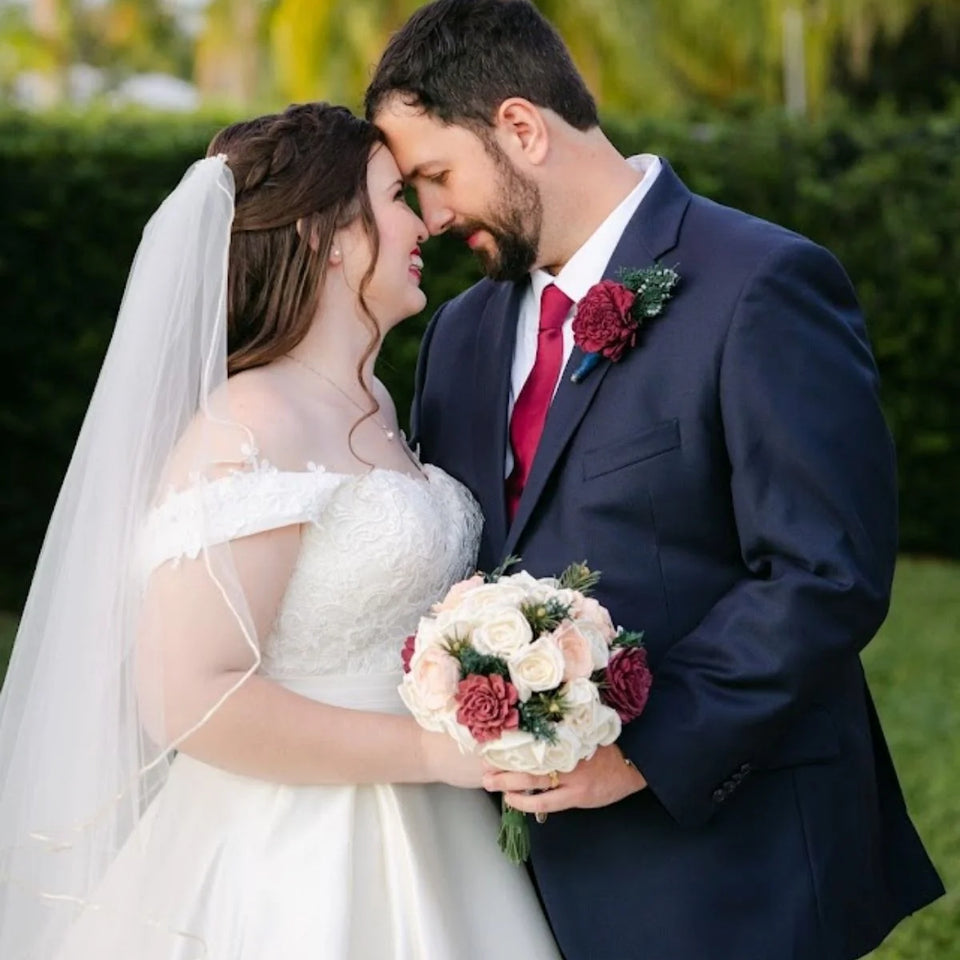 Real bride photo of her Sola Wood Flowers sampler