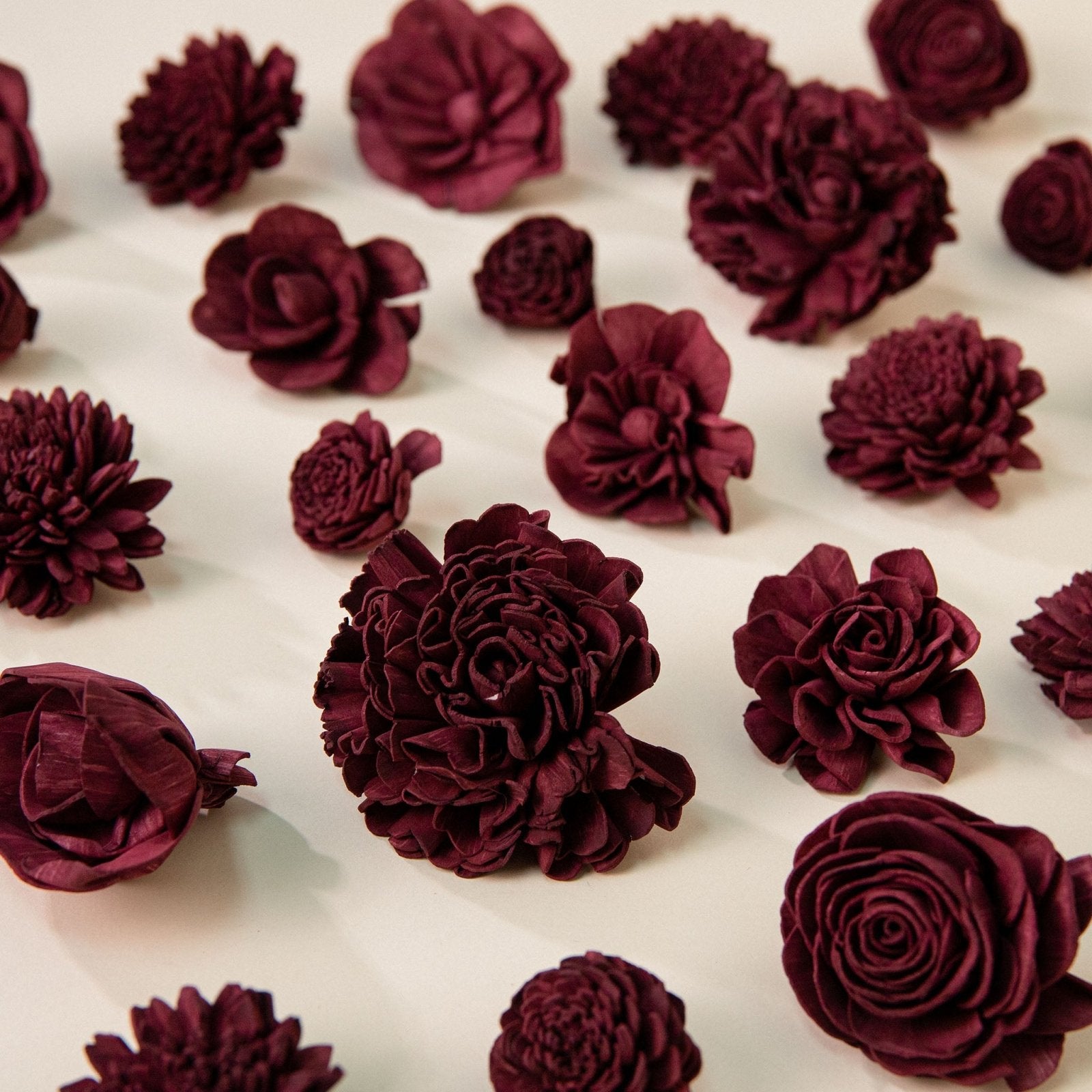 Merlot Rose Color 25-Pack of Merlot-Colored Mixed Flowers – Sola Wood Flowers