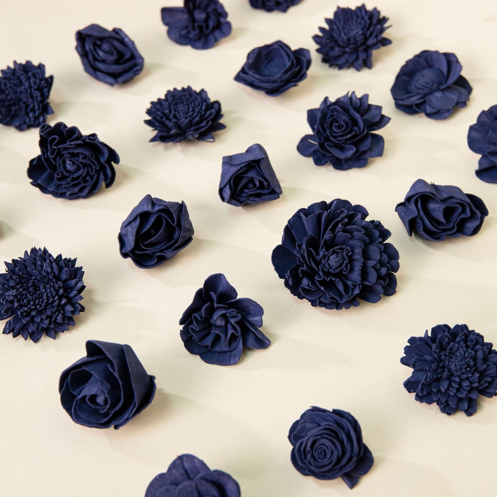 25-Pack of Navy-Colored Mixed Flowers – Sola-Flowers