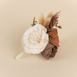 Luxe Amber Simple Boutonniere