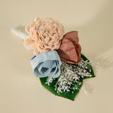 Luxe Daisy Simple Boutonniere