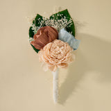 Luxe Daisy Simple Boutonniere