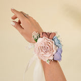Luxe Daisy Simple Corsage*
