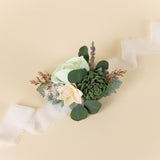 Luxe Green Simple Corsage