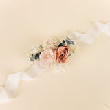 Luxe Blush Simple Corsage