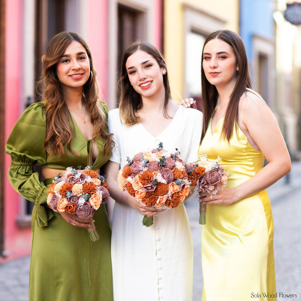 Real bride photo of her Sola Wood Flowers sampler