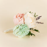 Luxe Aura Simple Boutonniere