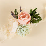 Luxe Aura Simple Corsage