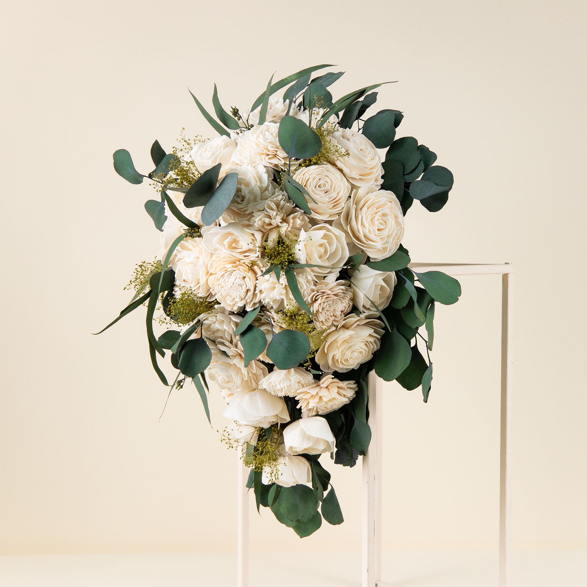 Perfect Simplicity Cascade Bouquet – Sola Wood Flowers