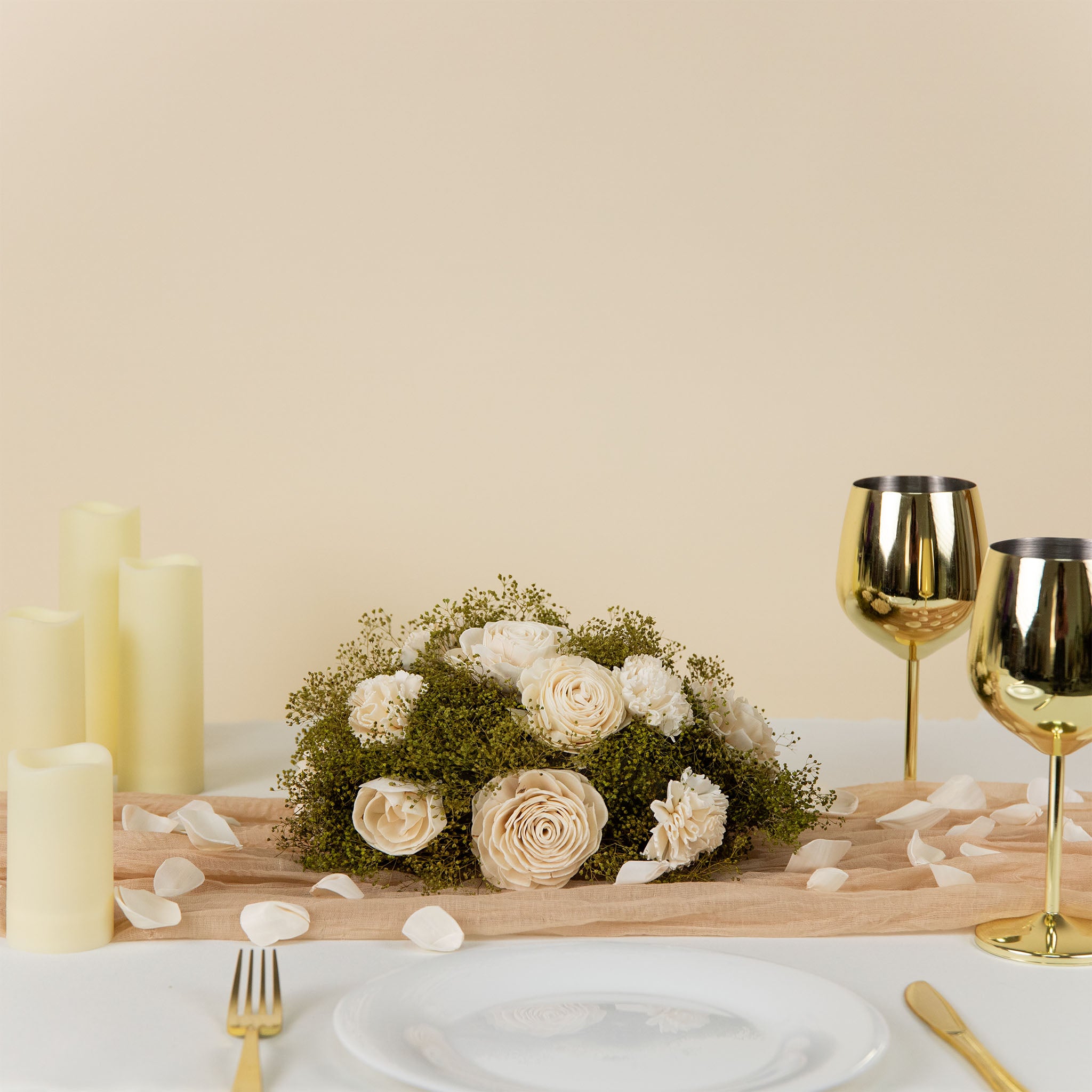 Wild Style Perfect Simplicity Centerpiece – Sola Wood Flowers