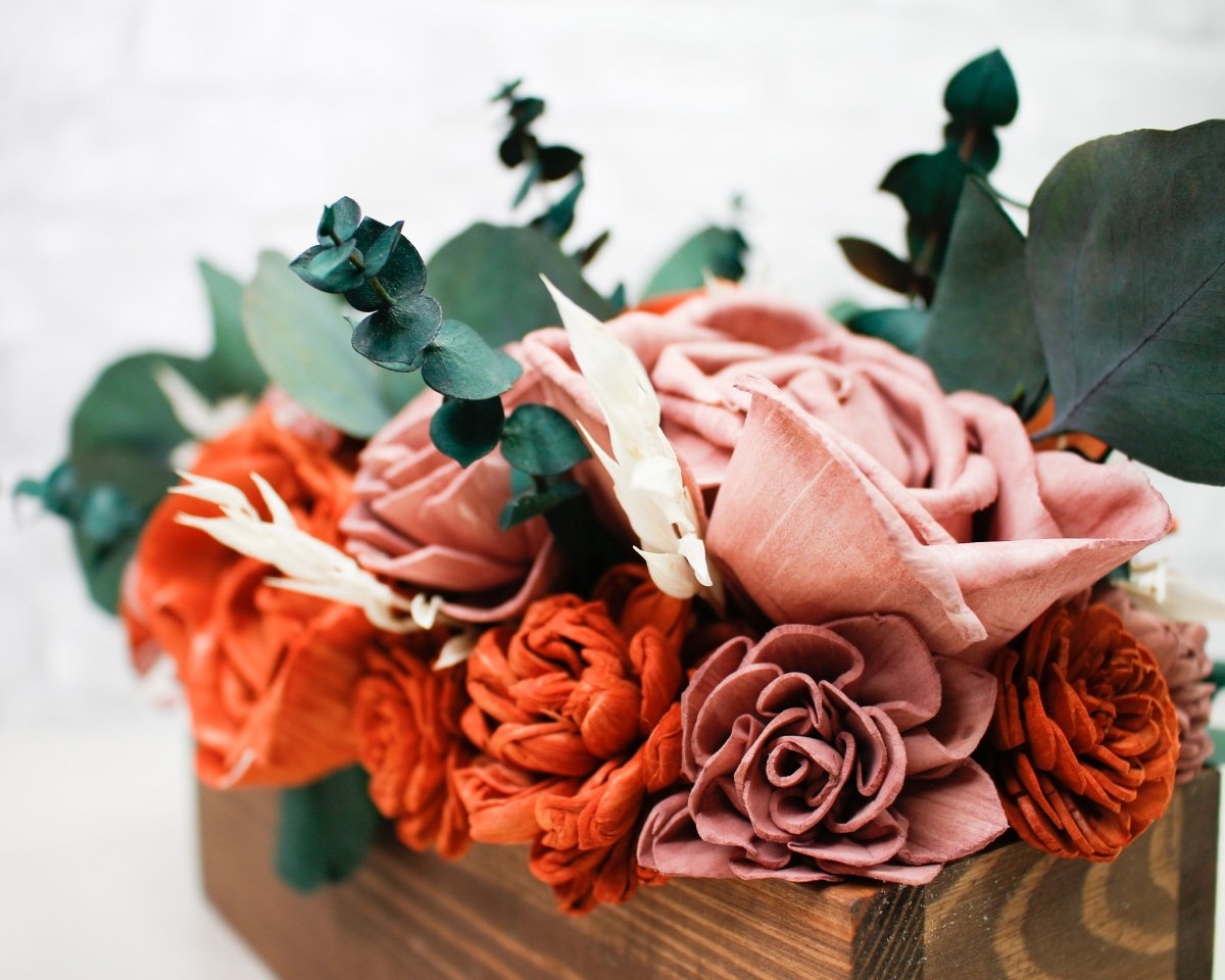 Free Spirit Centerpiece – Sola Wood Flowers
