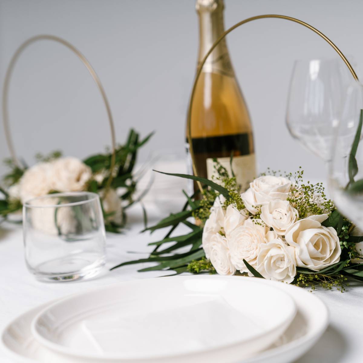 Perfect Simplicity Hoop Centerpiece* – Sola Wood Flowers