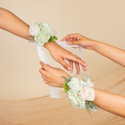Corsage (Set of 3)